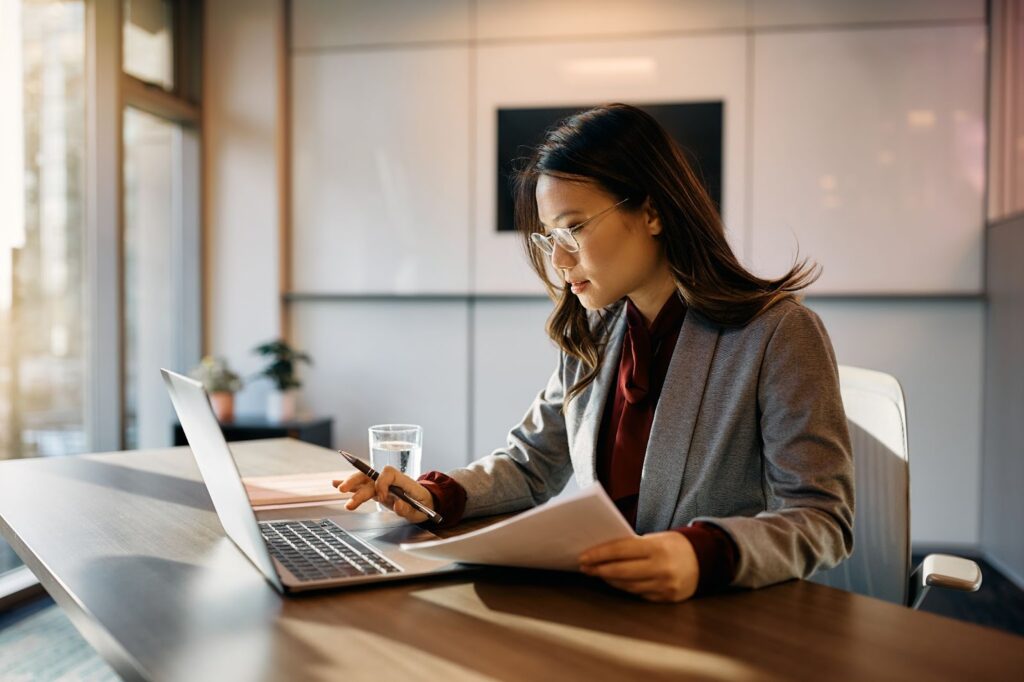 Explore the Gartner Magic Quadrant for Public Cloud IT Transformation Services